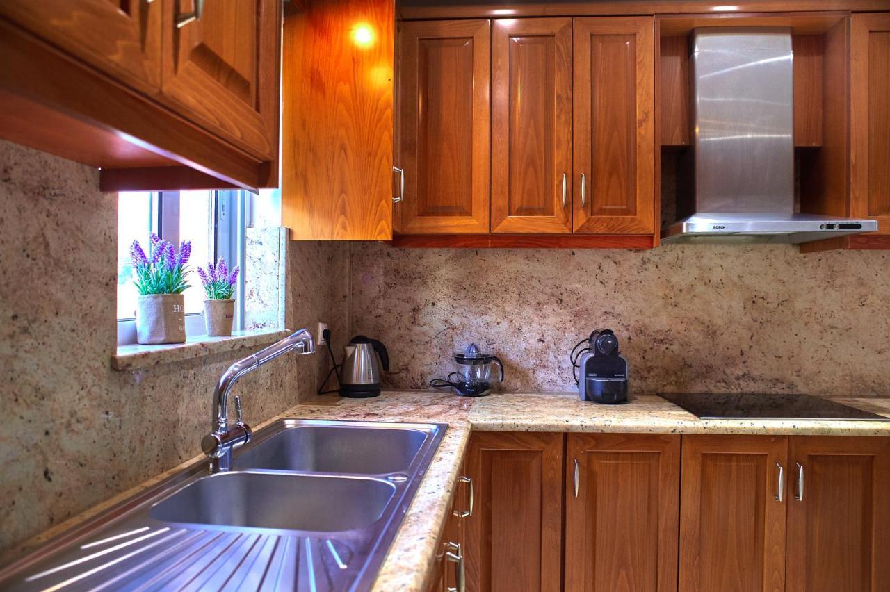 Sunny Luxury Apartment La Canea Esterno foto